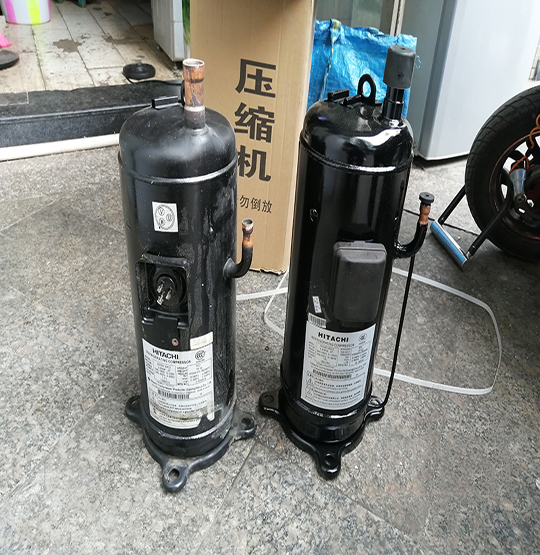 新青中央空调压缩机的更换维修